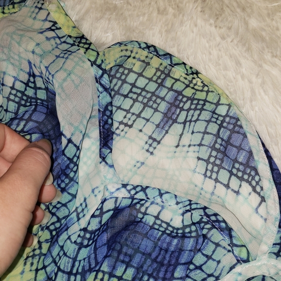 Sheer Top - Picture 2 of 2